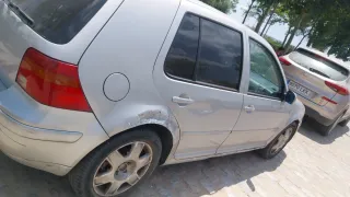 Volkswagen Golf 2000