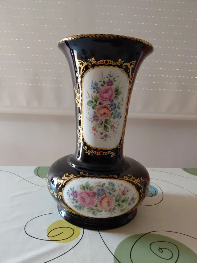 Jarrón Limoges Porcelana Negro y Dorado