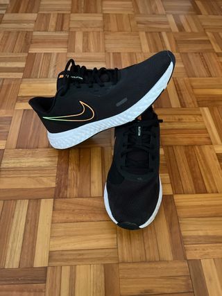Zapatillas Nike Revolution Negro Multicolor