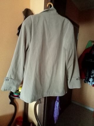 Chaqueta de hombre...