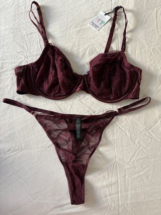Conjunto sujetador 100E y tanga XL Primark