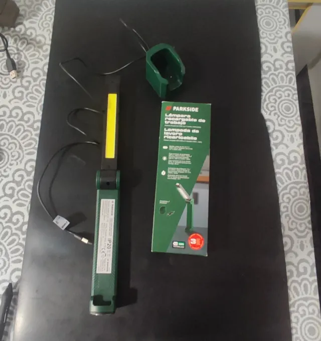 Lámpara LED Recargable Parkside