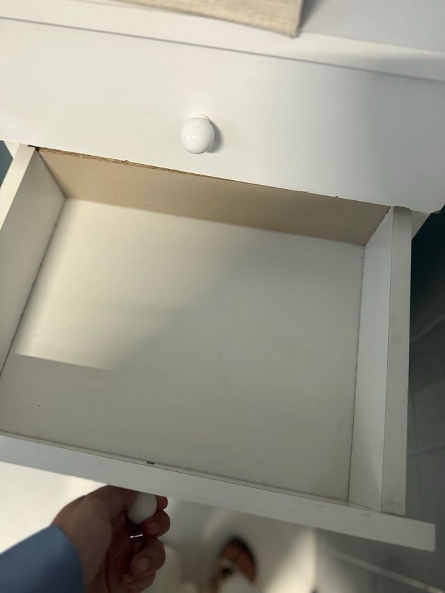 Mueble de baño blanco