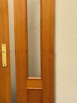 Puertas de madera de pino con marco