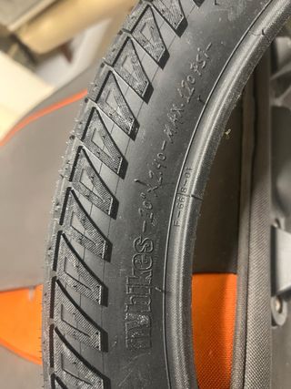 flybikes ruben ligera tire 2.40 tengo mas