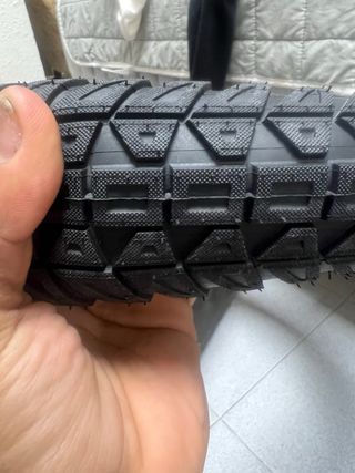 flybikes ruben ligera tire 2.40 tengo mas