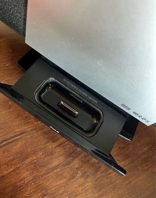 Minicadena Panasonic SC-HC25 + iPod Nano gris 5ª