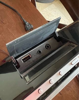 Minicadena Panasonic SC-HC25 + iPod Nano gris 5ª