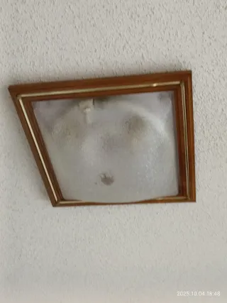 Lámpara de techo madera y cristal