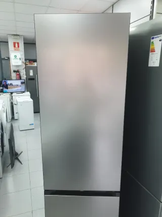Nevera Samsung 2m x 60cm , clase energética A