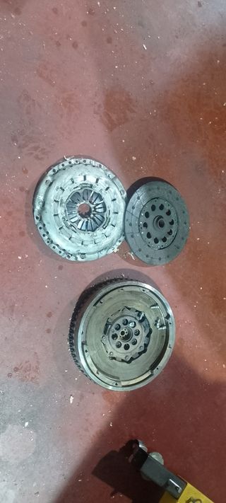 Kit embrague Kia Carnival Diesel J3 2007