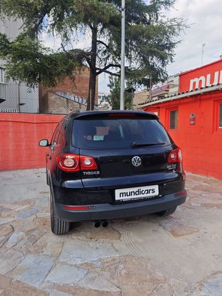 Volkswagen Tiguan 2.0 TDI 4M 140cv DSG Sport