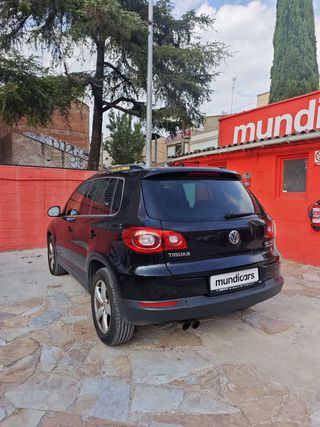 Volkswagen Tiguan 2.0 TDI 4M 140cv DSG Sport