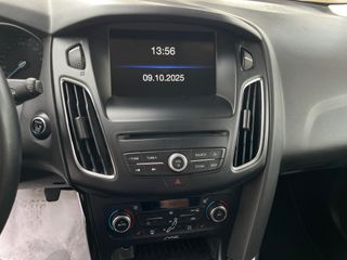 (Único Propietario) Ford Focus 2015
