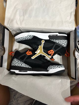 Jordan Spizike Low GS Negro Naranja