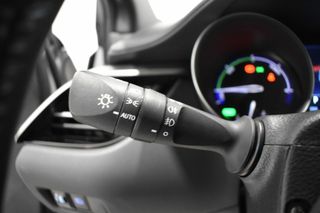 Toyota C-HR 2.0 HYBRIDE 180H E-CVT BUSINESS