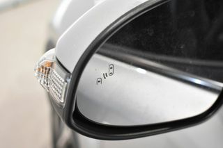 Toyota C-HR 2.0 HYBRIDE 180H E-CVT BUSINESS
