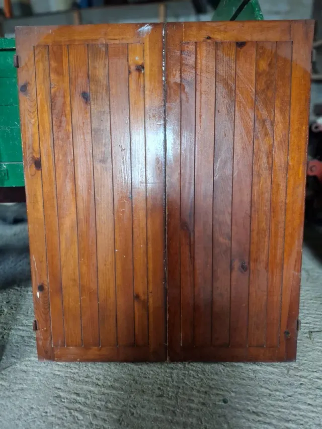 Contraventanas de madera