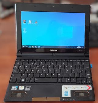 Portátil Toshiba NB520 Intel Atom 10