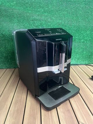 Cafetera superautomática Siemens EQ300