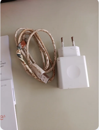 Motorola Moto e5 Dorado 2+16 GB