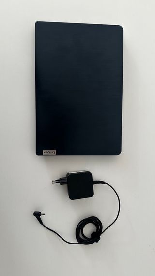 Portátil Lenovo IdeaPad 3 14ITL6 Negro
OJO !