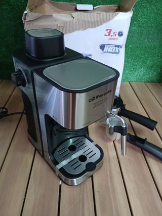 Cafetera Orbegozo EXP 5000 - 3.5 bares
