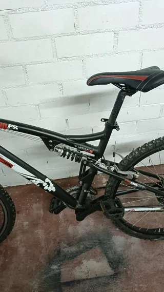 Bicicleta Montaña Doble Suspensión Negra