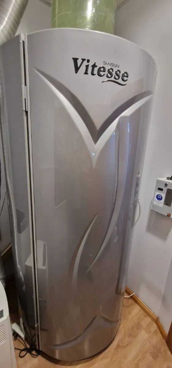 Máquina Rayos UVA Vertical