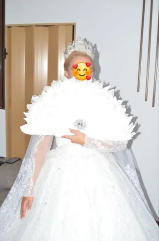 Vestido de novia gitana velo, complementos,abanico