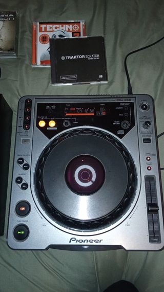 Pioneer CDJ-800