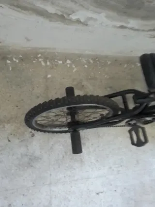 Bicicleta BMX Trial Negra