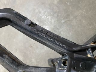Estribera Izquierda KTM RC 125/390
