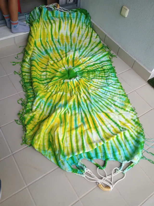 Hamaca de tela colorida origen Brasil