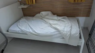 Cama 90 individual blanca de madera, colchón inclu