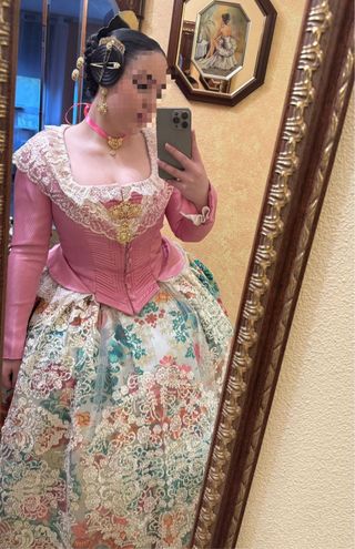 Traje de Fallera 