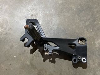 Estribera Derecha KTM RC 125/390