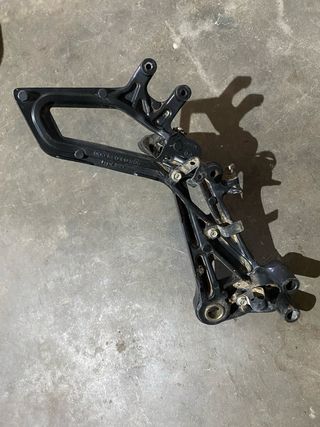 Estribera Derecha KTM RC 125/390
