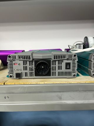 Inversor Mastervolt AC Master 12V 1500W 230V