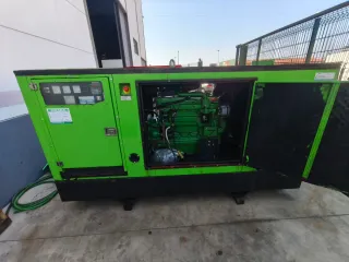 Grupo electrógeno John Deere 120 kvas
