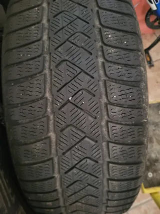 4 Neumáticos Invierno Pirelli Sottozero 225/60 R17