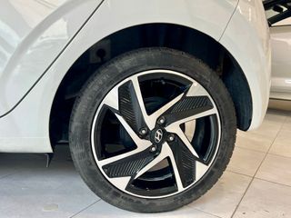Hyundai i10 2021