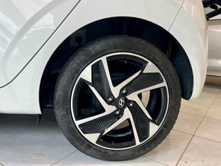 Hyundai i10 2021
