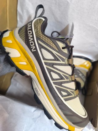 Zapatillas Salomon Beige y Amarillo