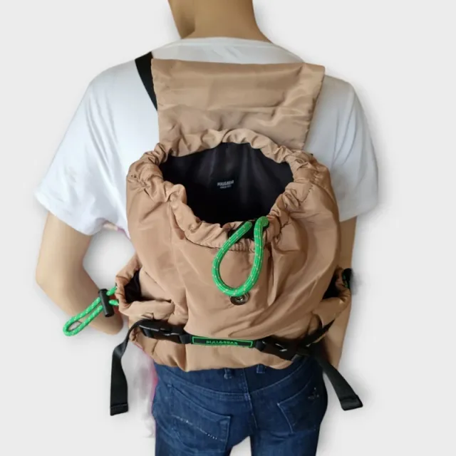 Mochila Pull&Bear Beige con Cordones Verdes
