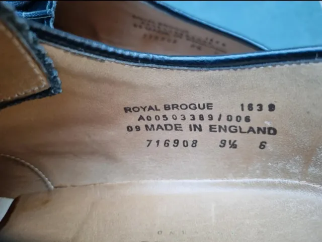 Zapatos Loake Royal Black Brogue Talla 44