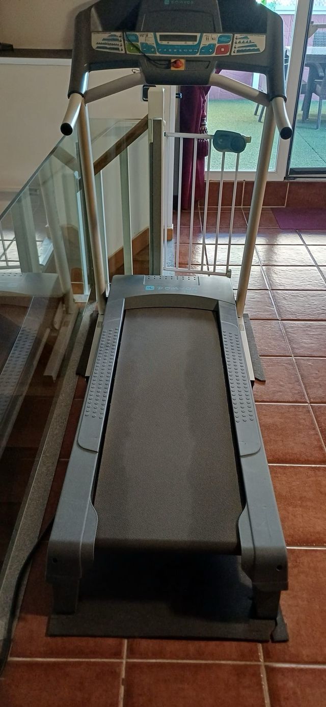 ESTA EN TORREJON ARDOZ Cinta de correr DOMYOS