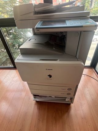 Fotocopiadora Canon iR C2880i