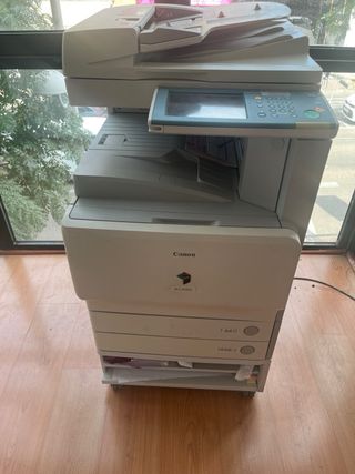 Fotocopiadora Canon iR C2880i