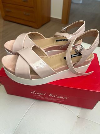 Sandalias Beige/Rosa Nuevas